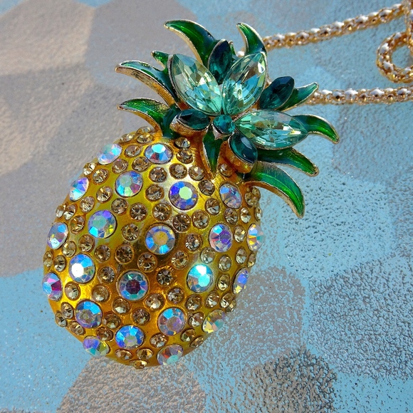 Iridescent Jewel Golden Pineapple Pin Summer Fruit Statement Necklace / Brooch - Picture 5 of 8